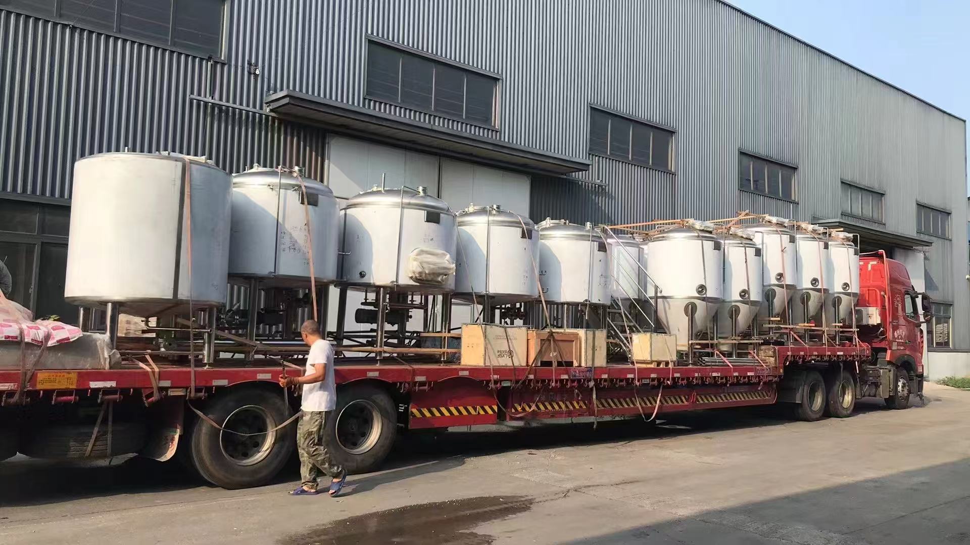 沅陵精酿啤酒设备厂—精酿啤酒设备